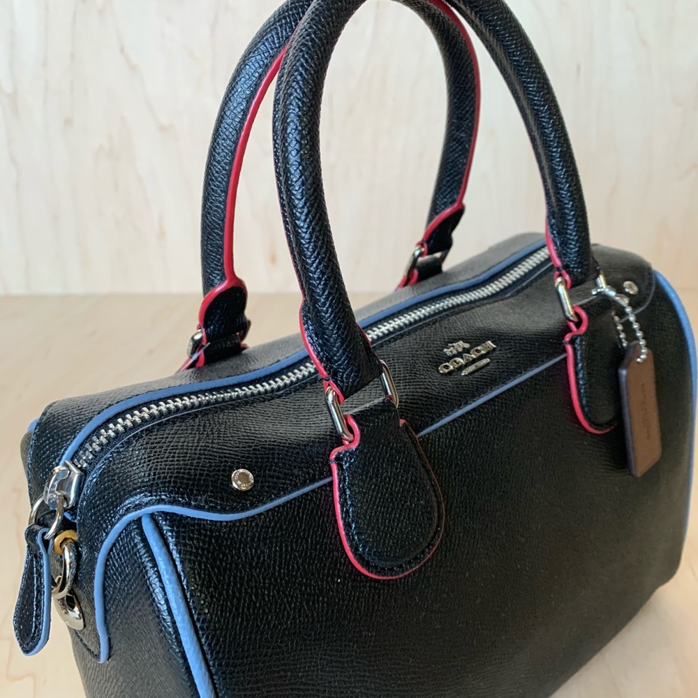 🛍SOLD🛍 COACH BLACK MINI BENNETT SATCHEL WITH EDGEPAINT - Picture 9 of 16
